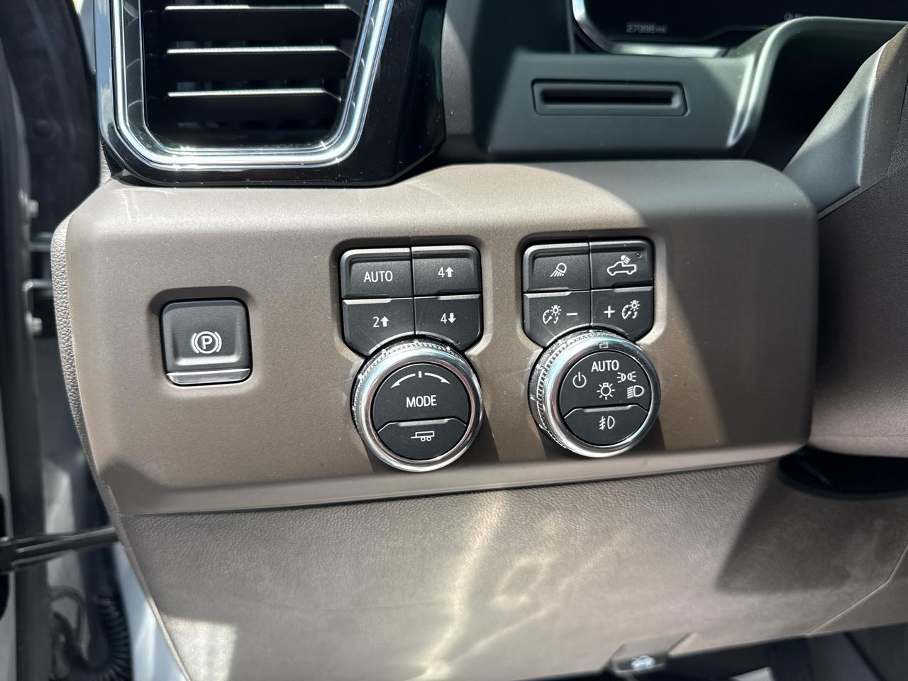 GMC Sierra 1500 Denali Crew Cab 4WD SWB 2025