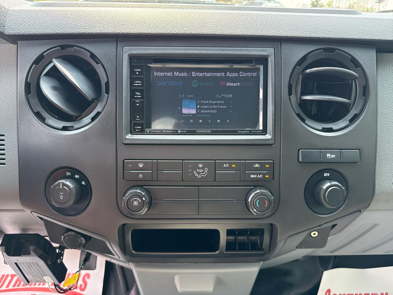 Ford F250SD XL Supercab 4WD 2011
