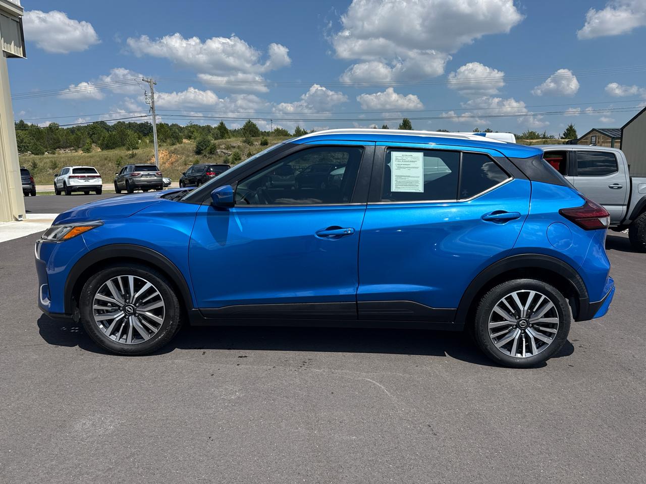 Nissan Kicks SV 4D SUV FWD 2023