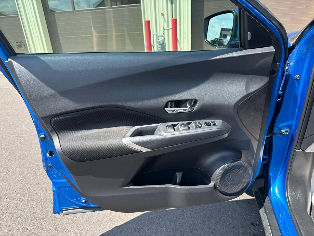 Nissan Kicks SV 4D SUV FWD 2023