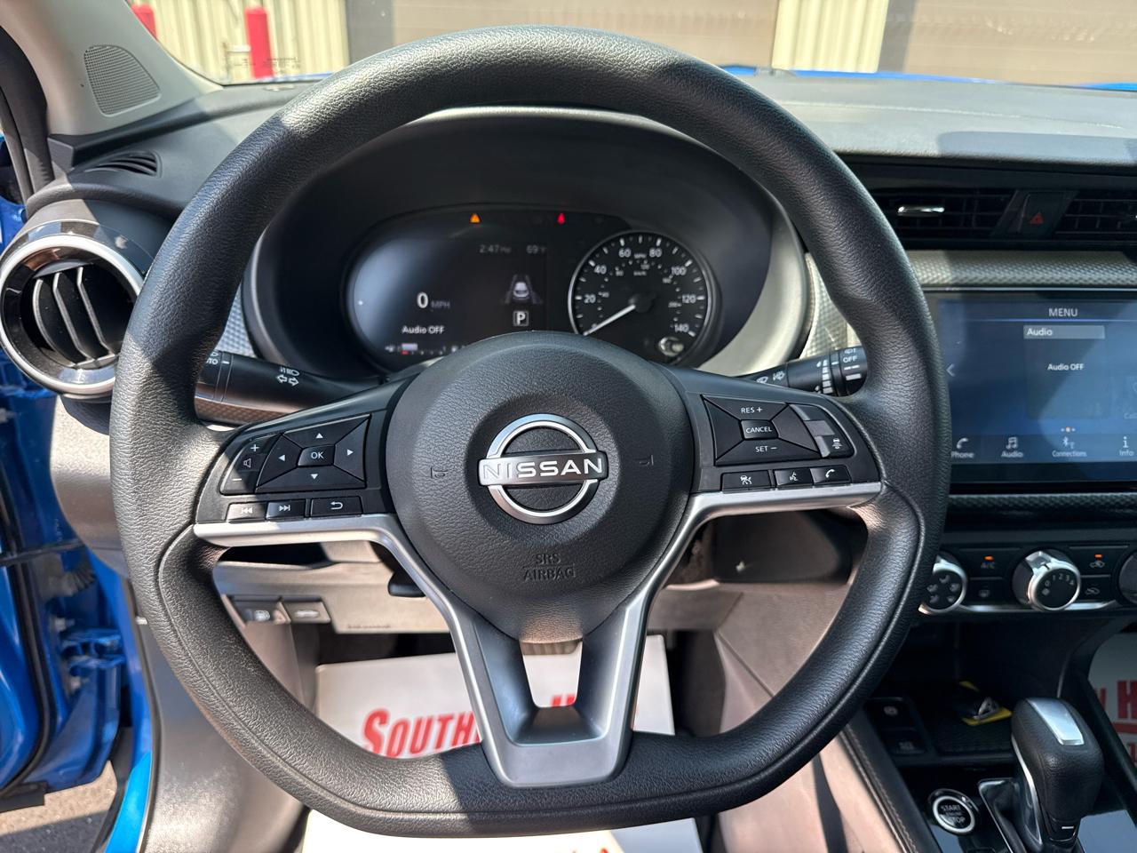 Nissan Kicks SV 4D SUV FWD 2023