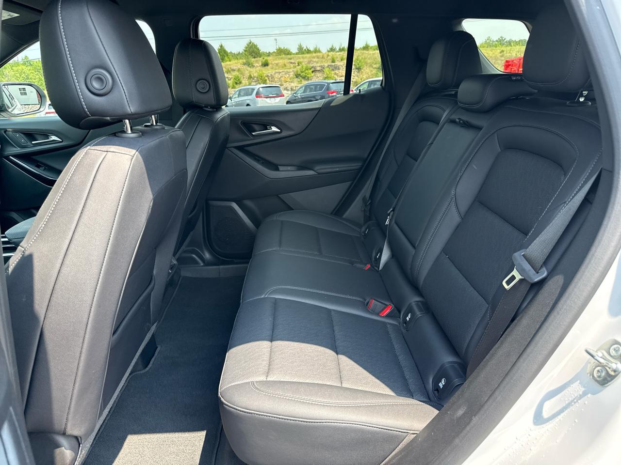 Chevrolet Equinox LT 4D SUV FWD 2025