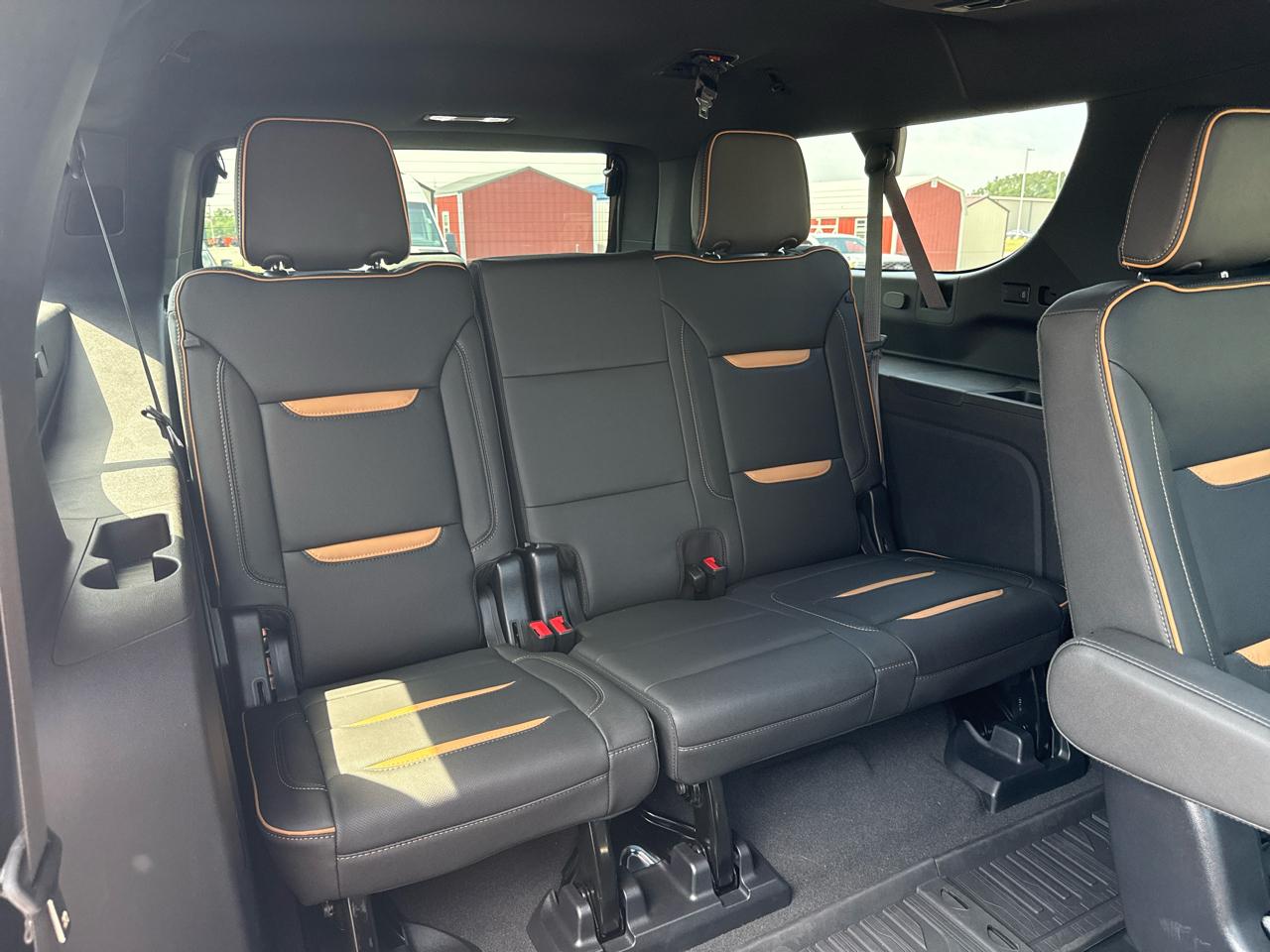 GMC Yukon XL 1500 AT4 4D SUV 4WD 2023
