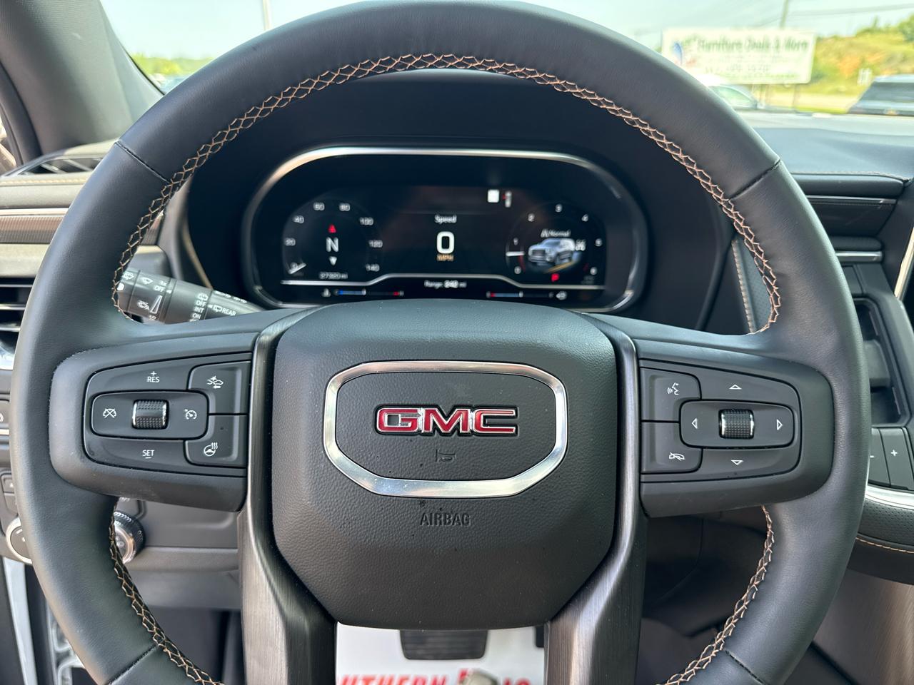 GMC Yukon XL 1500 AT4 4D SUV 4WD 2023