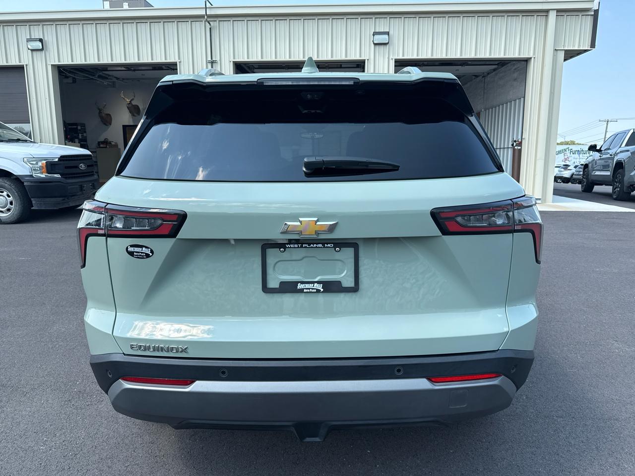 Chevrolet Equinox LT 4D SUV FWD 2025