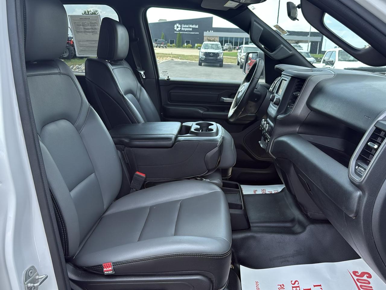 RAM 1500 Tradesman Quad Cab 2WD SWB 2022