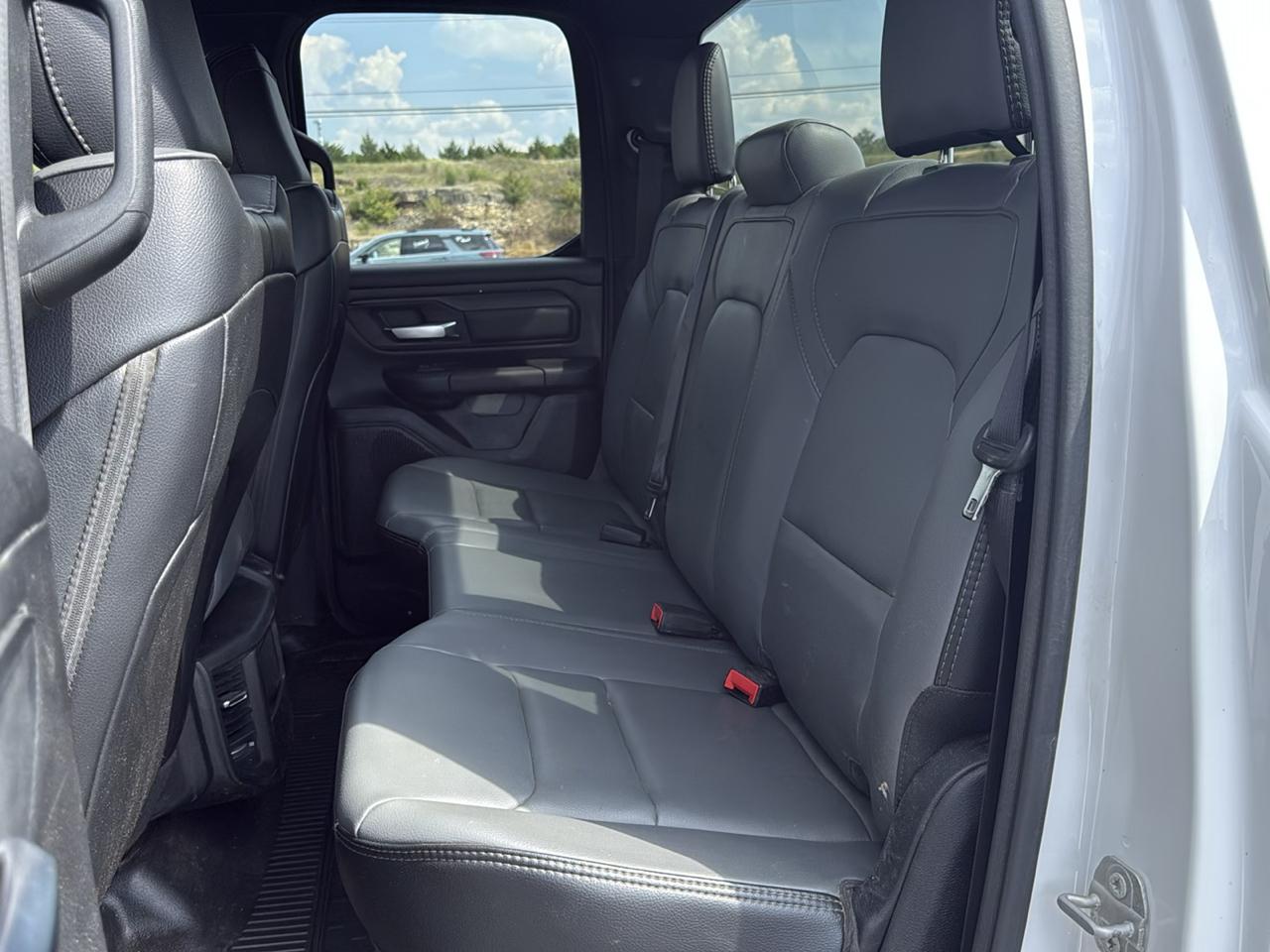 RAM 1500 Tradesman Quad Cab 2WD SWB 2022
