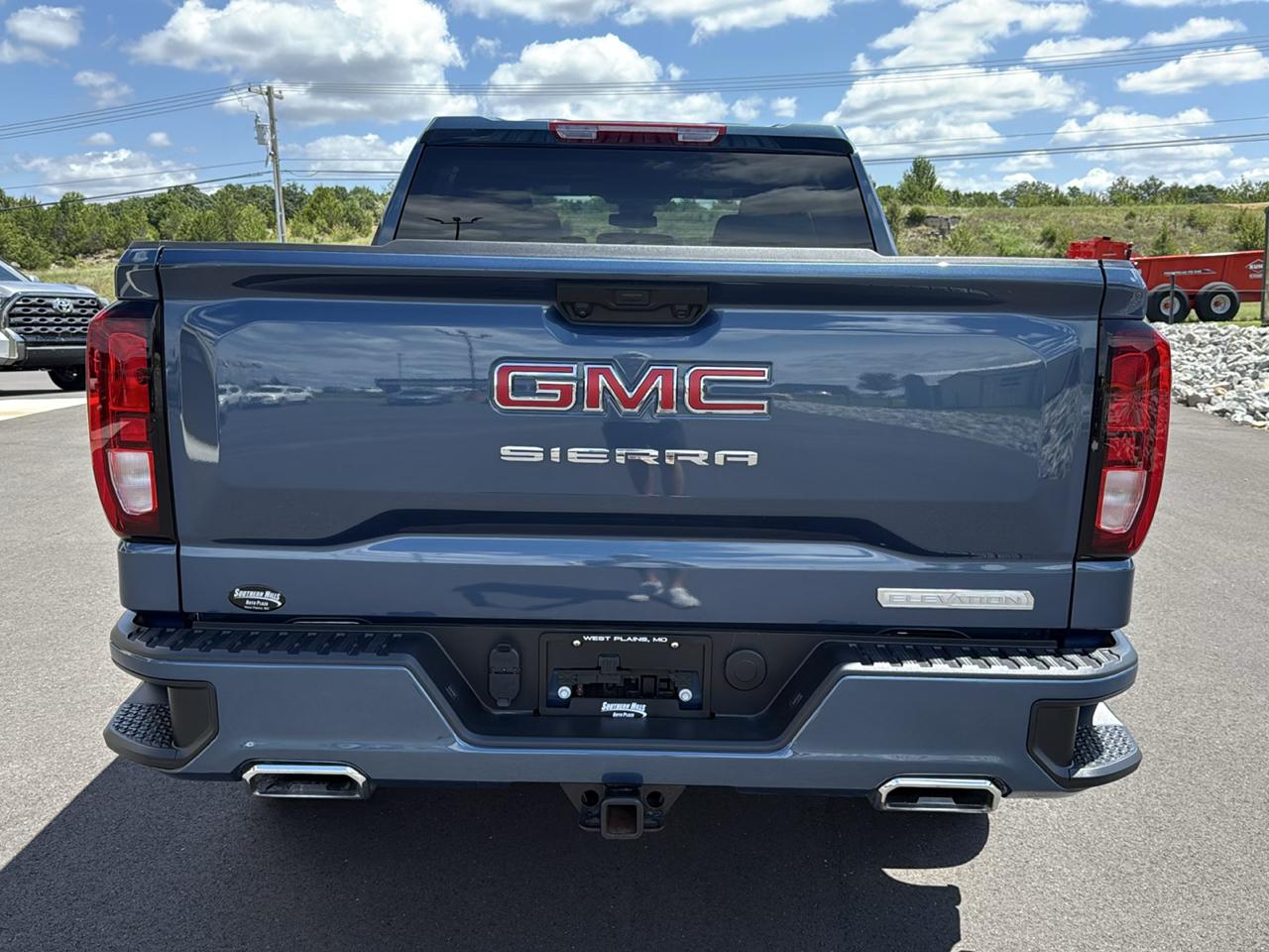 GMC Sierra 1500 Elevation Crew Cab 4WD SWB 2026