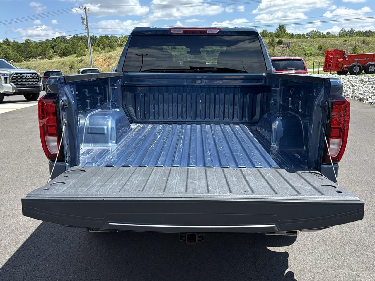 GMC Sierra 1500 Elevation Crew Cab 4WD SWB 2026