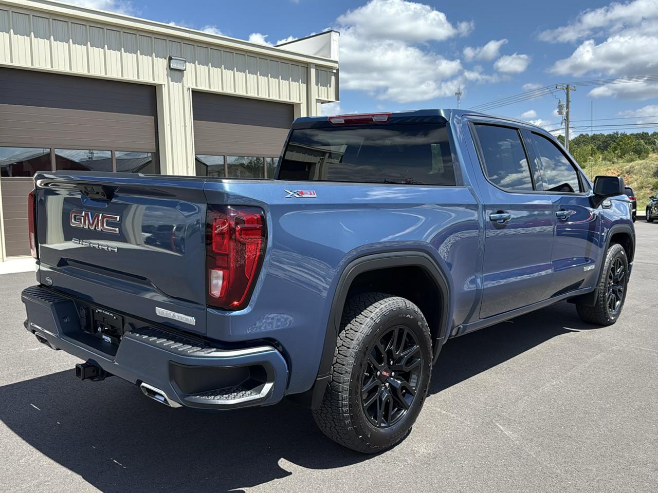 GMC Sierra 1500 Elevation Crew Cab 4WD SWB 2026