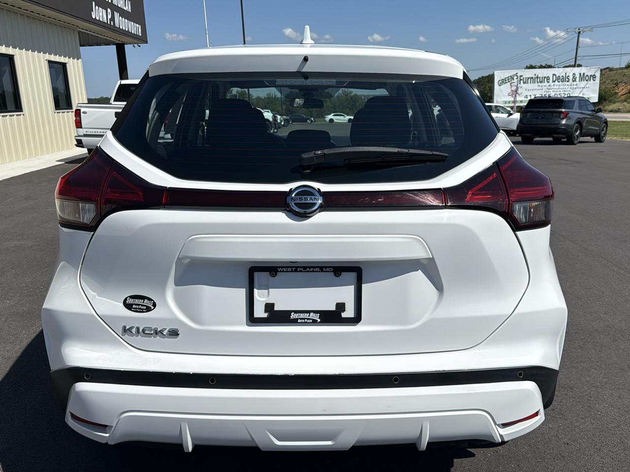 Nissan Kicks S 4D SUV FWD 2021