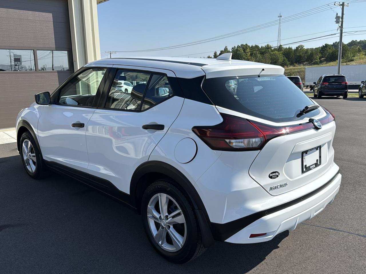 Nissan Kicks S 4D SUV FWD 2021