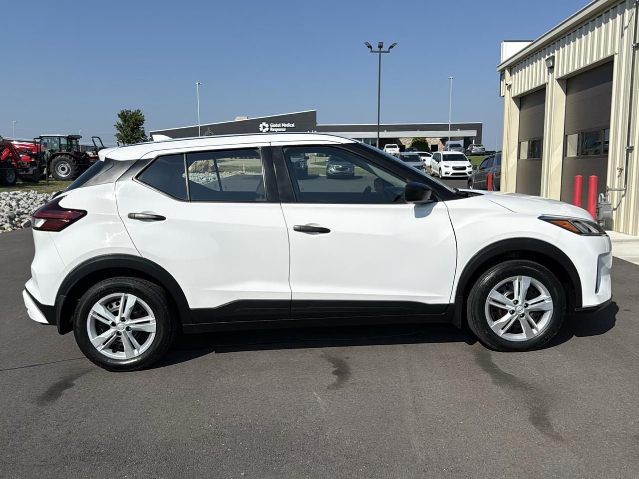 Nissan Kicks S 4D SUV FWD 2021