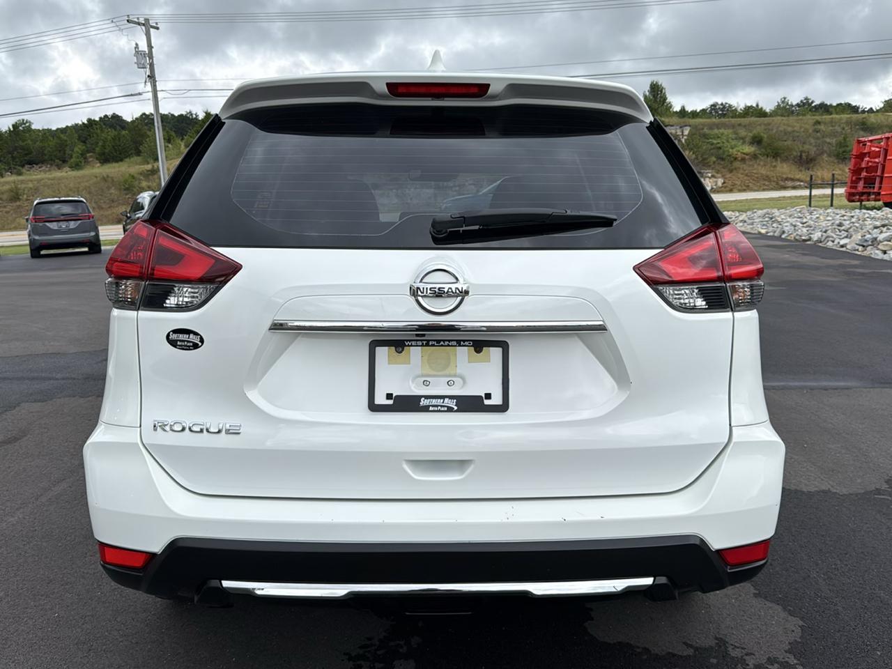 Nissan Rogue S 4D SUV FWD 2020