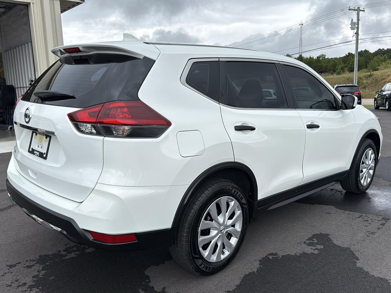 Nissan Rogue S 4D SUV FWD 2020