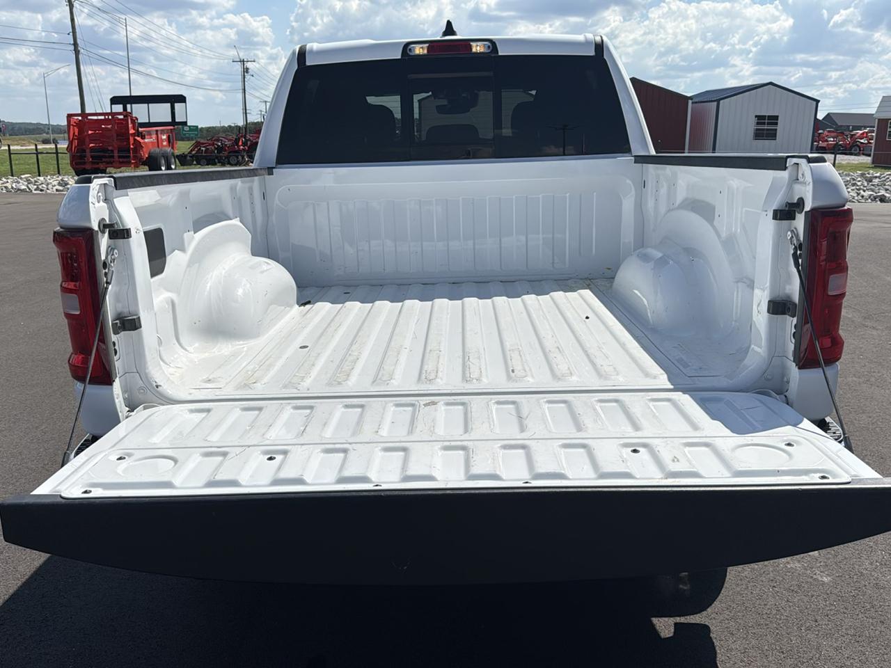 RAM 1500 Big Horn Crew Cab 4WD SWB 2026