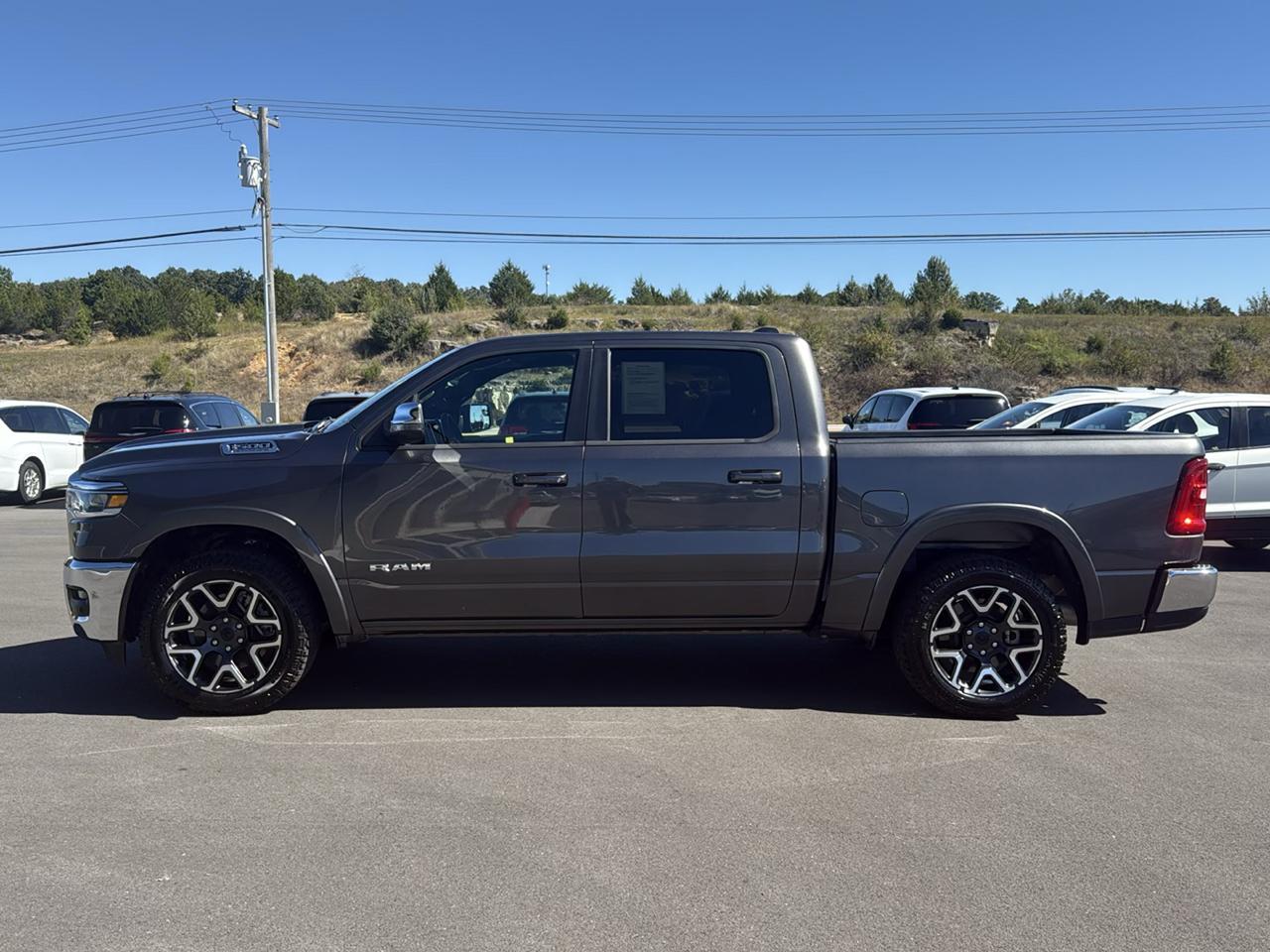 Ram 1500 photo 2