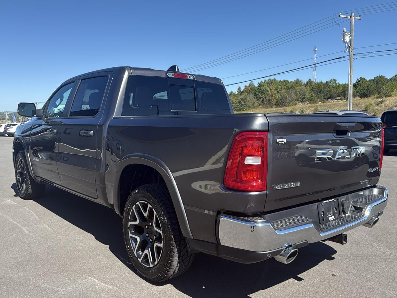 Ram 1500 photo 3