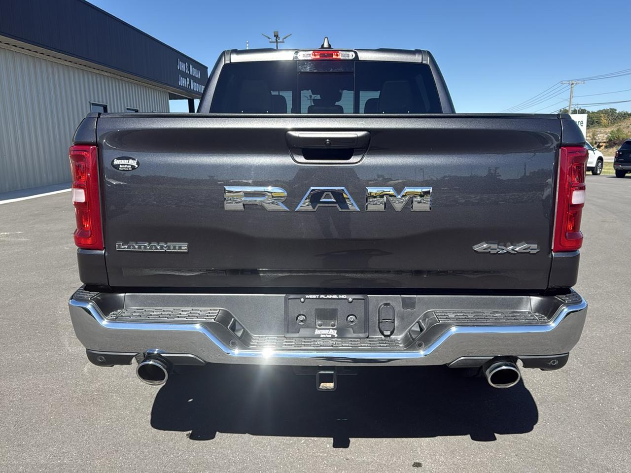 Ram 1500 photo 4
