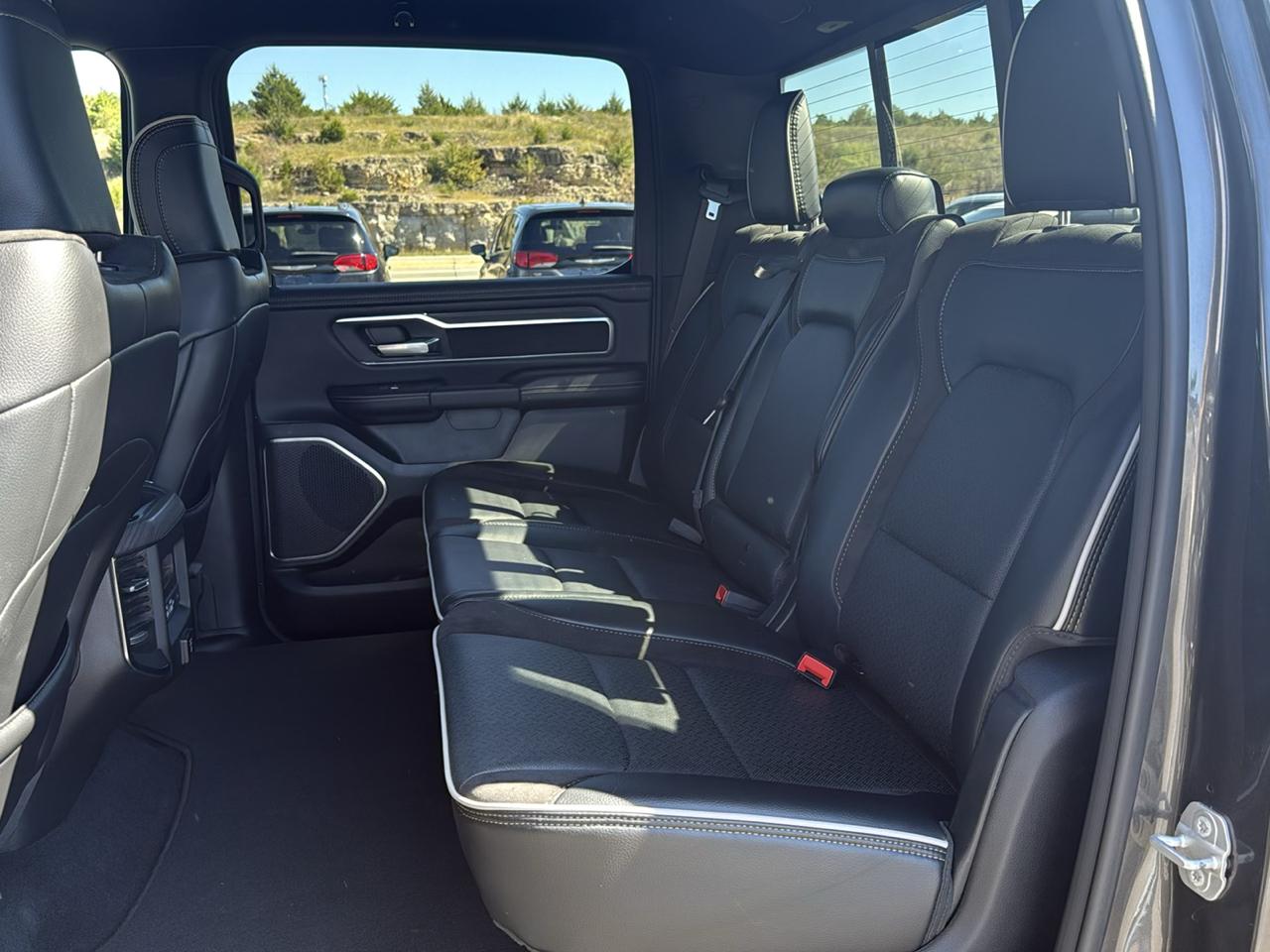 Ram 1500 photo 14