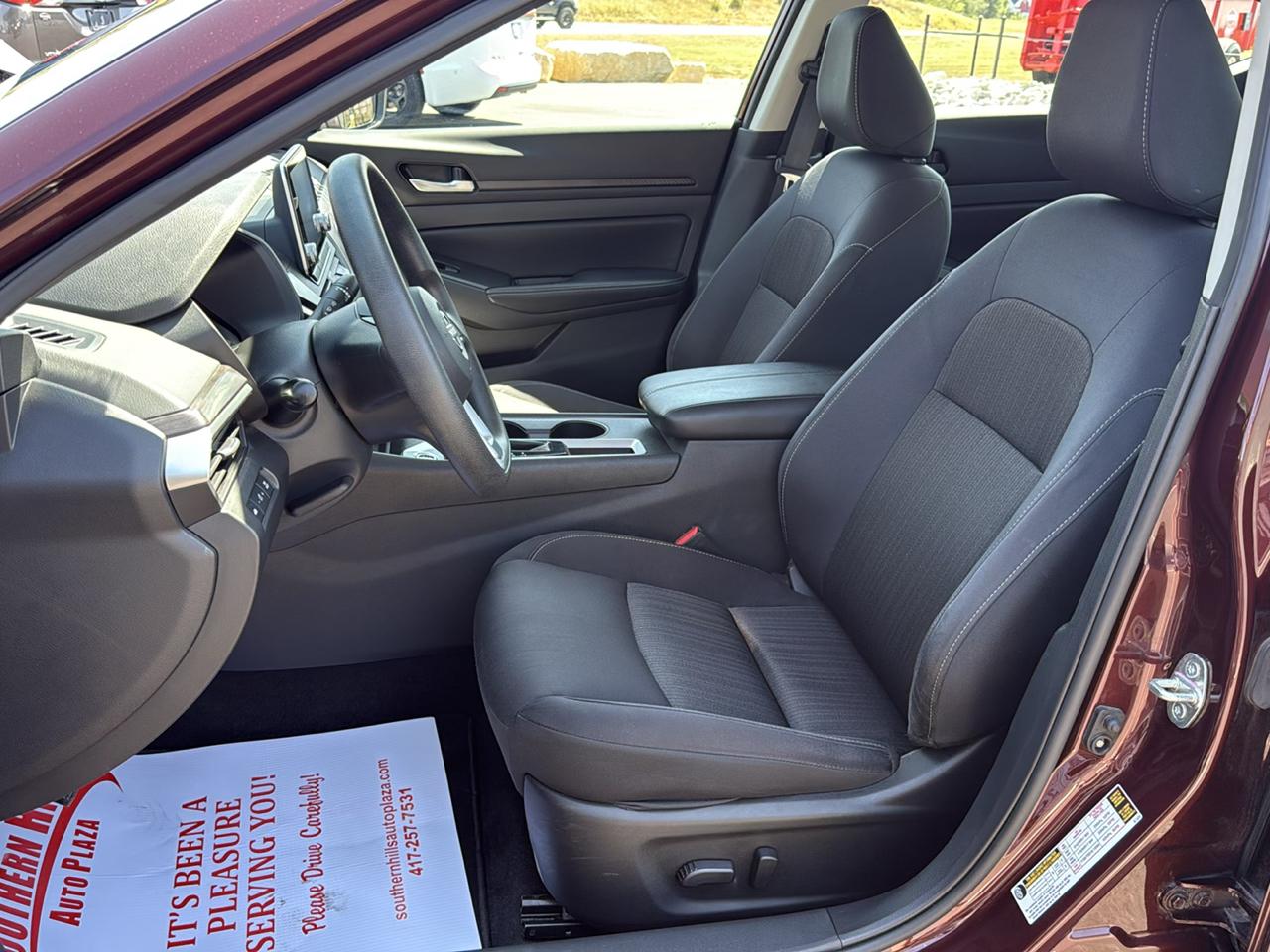 Nissan Altima SV 4D Sedan 2.5 2025