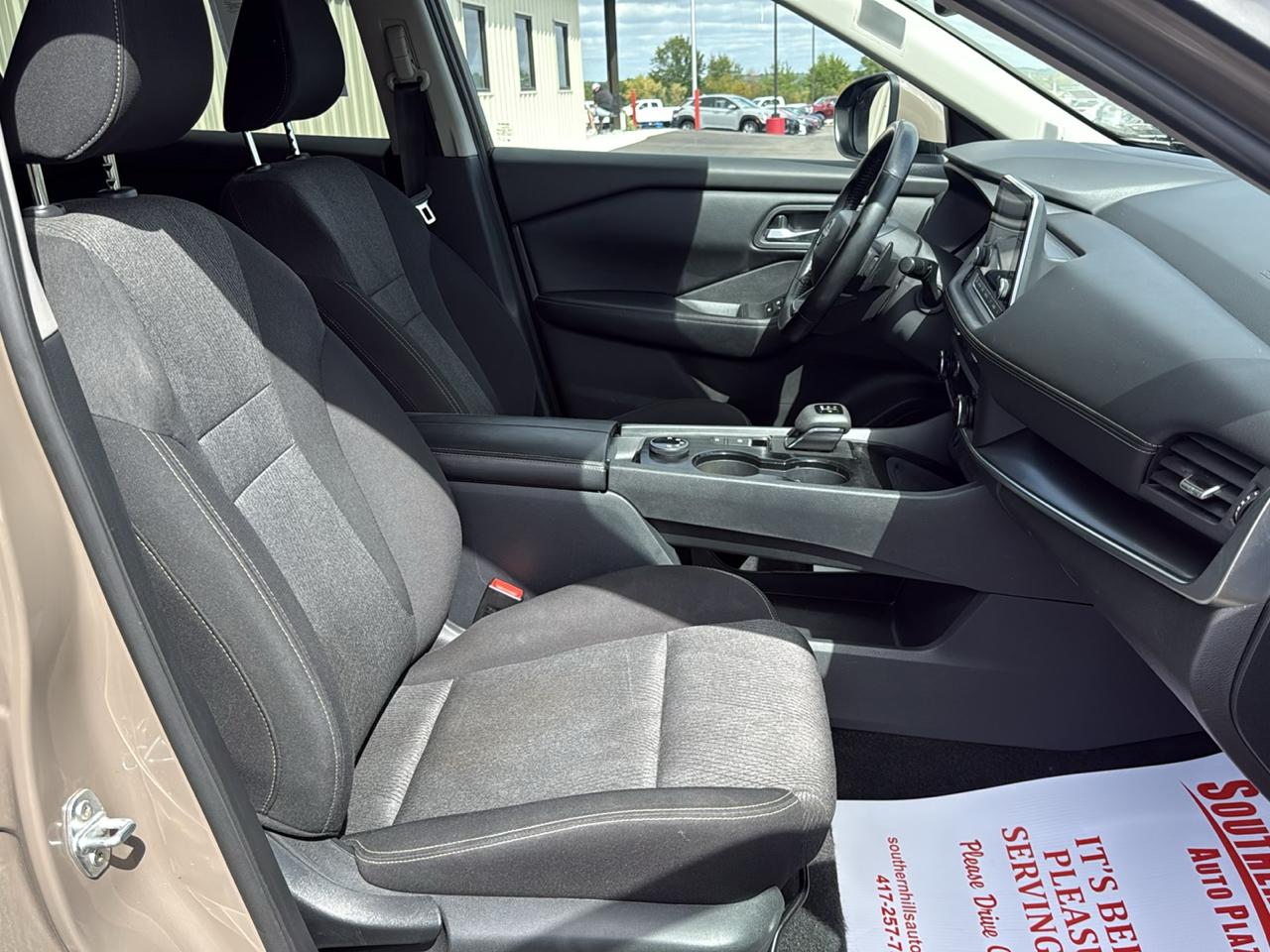 Nissan Rogue SV 4D SUV AWD 2025