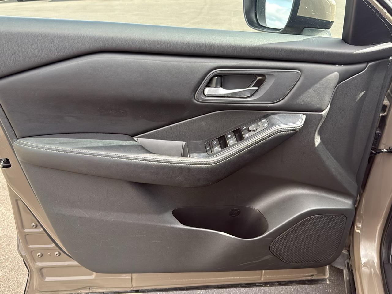 Nissan Rogue SV 4D SUV AWD 2025