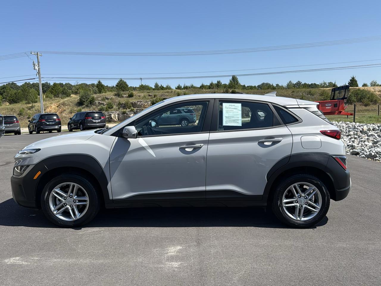 Hyundai Kona SE 4D SUV FWD 2.0L 2023