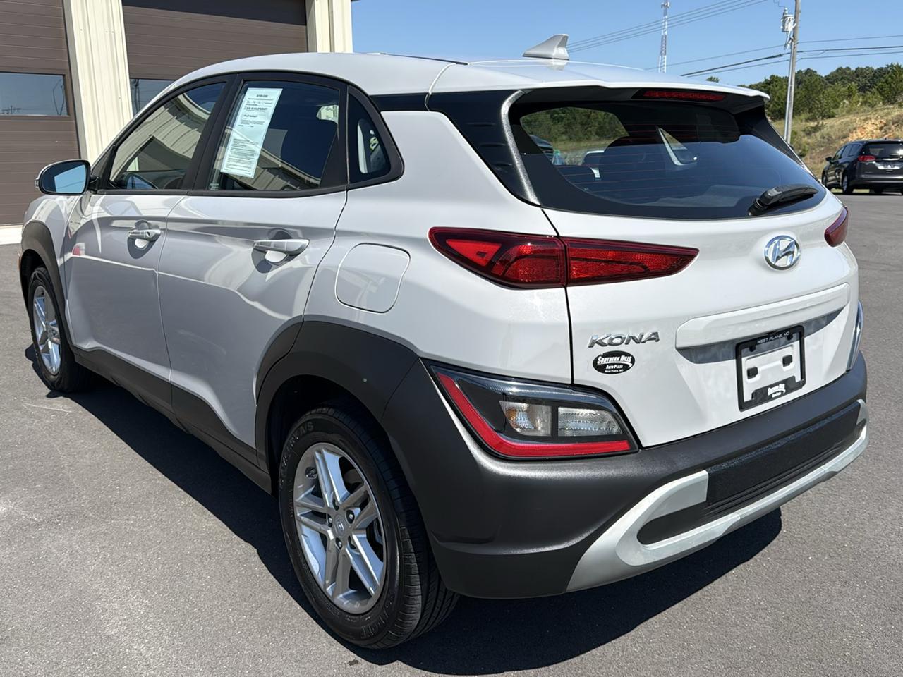Hyundai Kona SE 4D SUV FWD 2.0L 2023