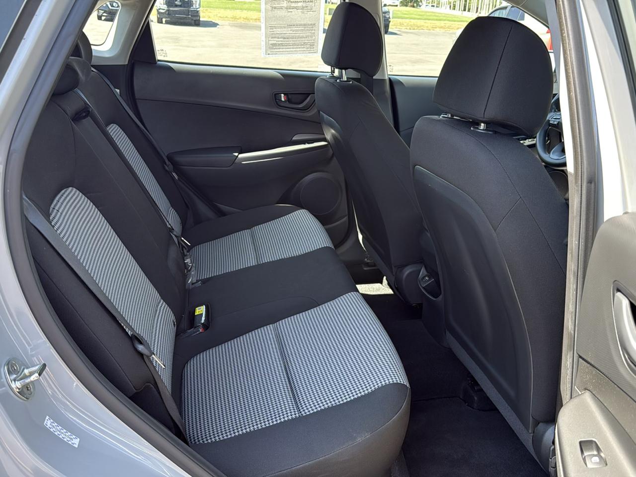 Hyundai Kona SE 4D SUV FWD 2.0L 2023