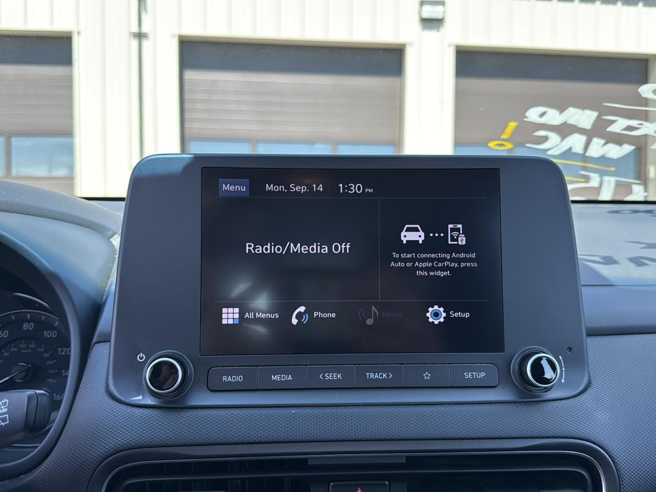 Hyundai Kona SE 4D SUV FWD 2.0L 2023