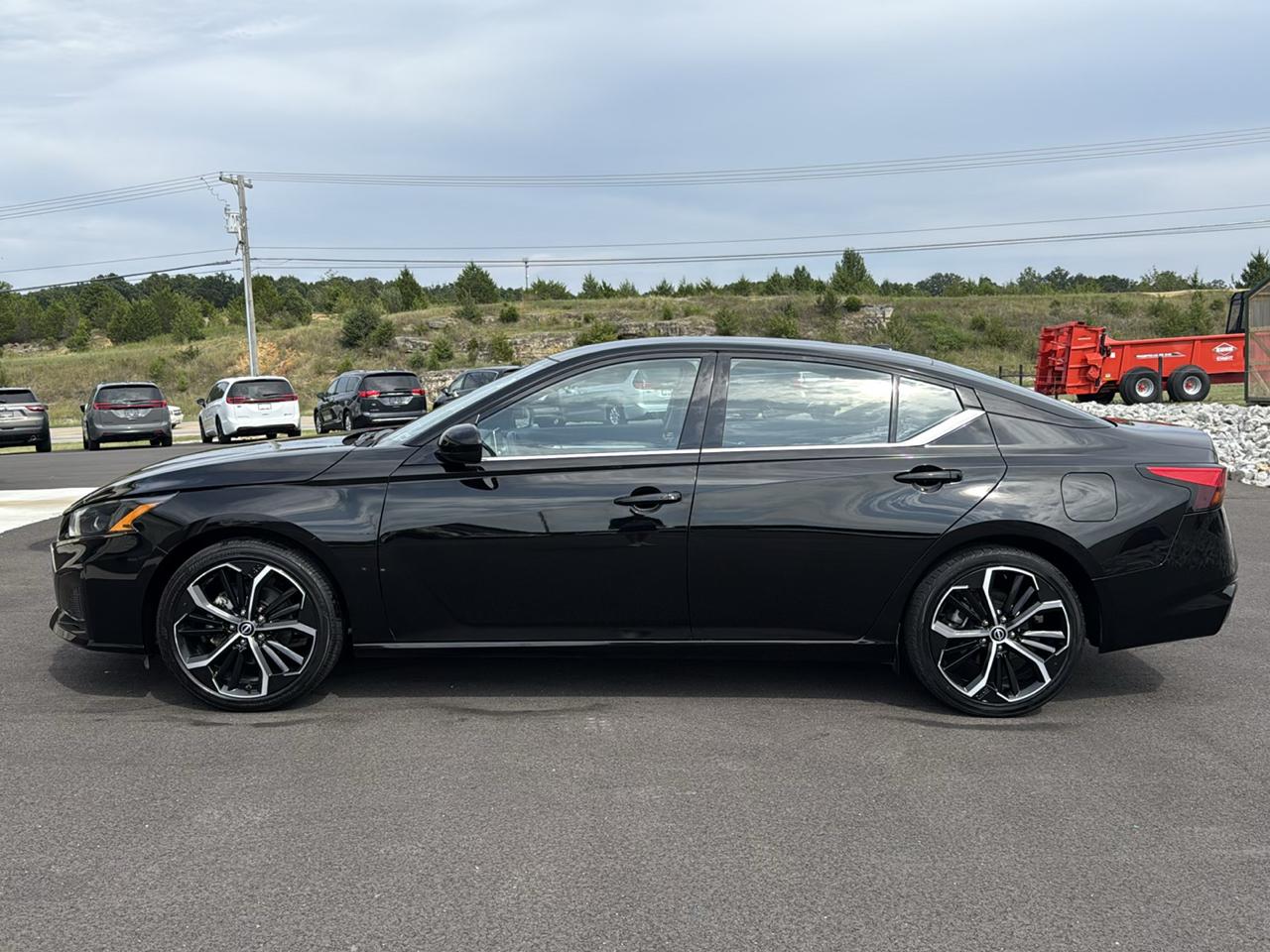 Nissan Altima SR 4D Sedan 2.5 2025