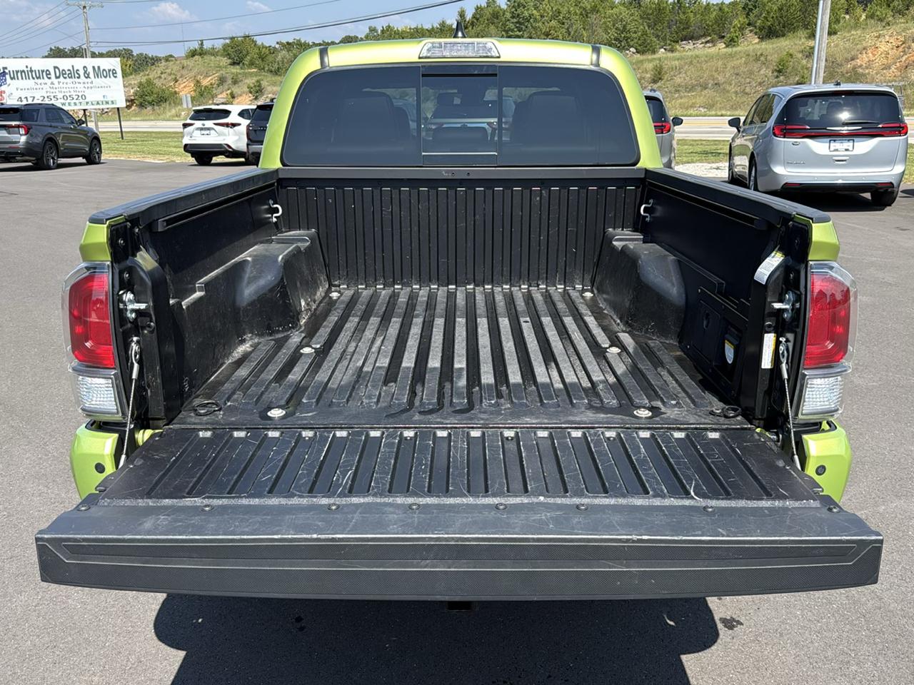 Toyota Tacoma SR5 Dbl Cab 2WD V6 at 2023