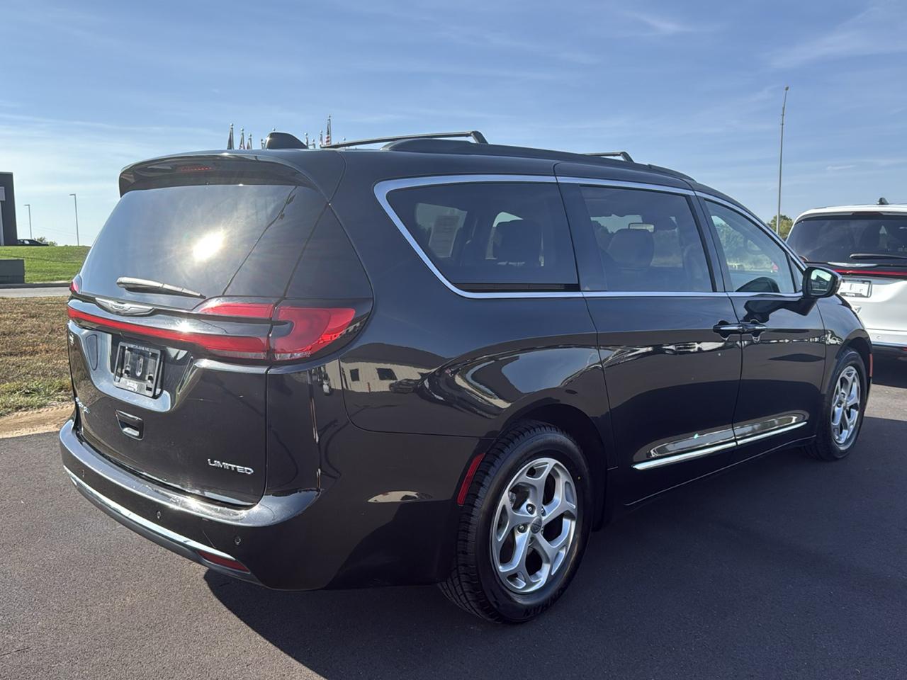 Chrysler Pacifica Limited Wagon 2023