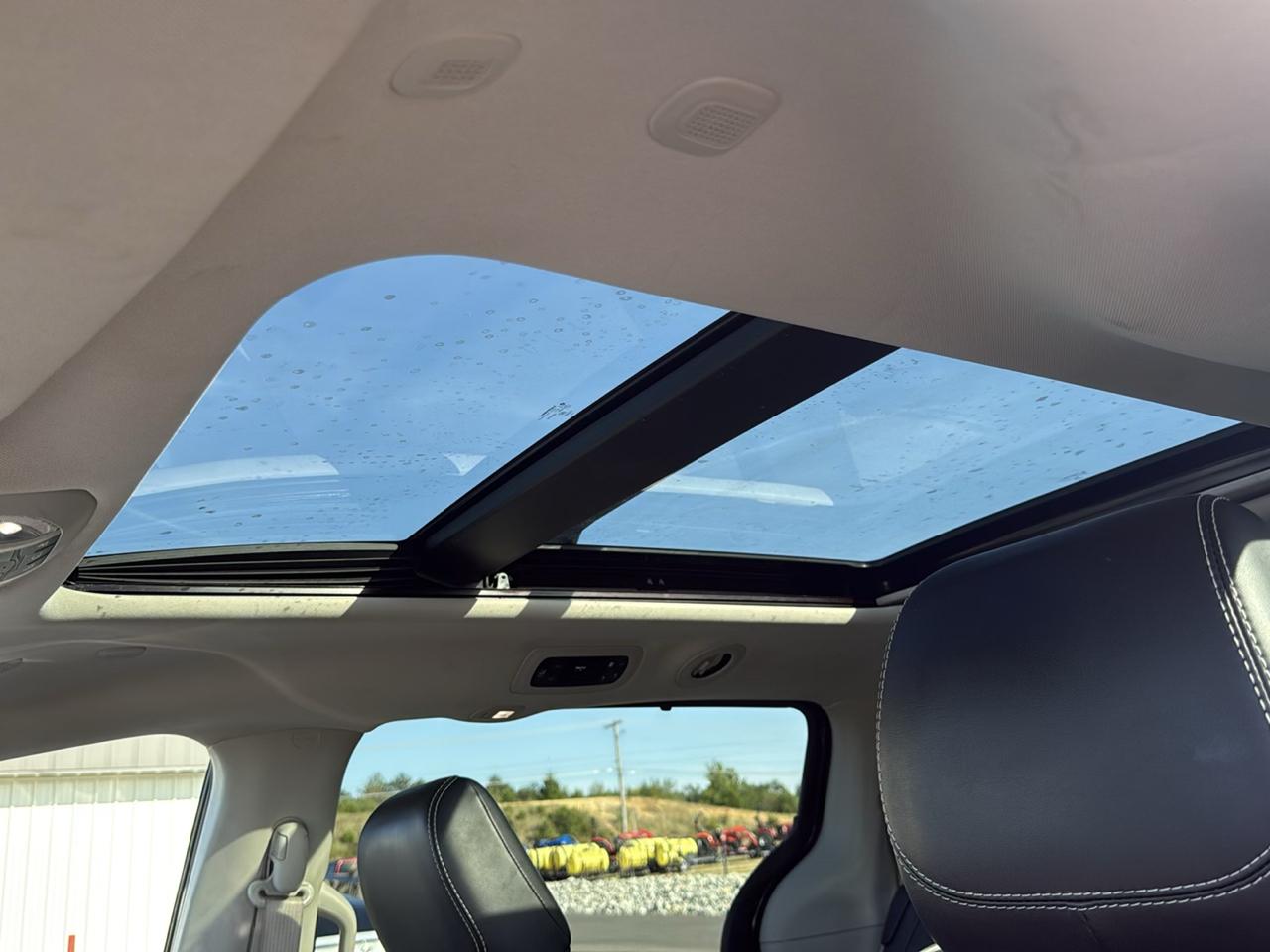Chrysler Pacifica Limited Wagon 2023