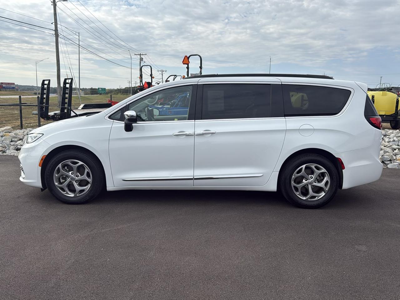 Chrysler Pacifica Limited Wagon 2023