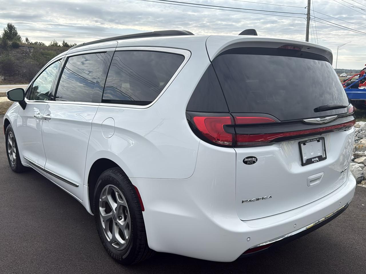 Chrysler Pacifica Limited Wagon 2023