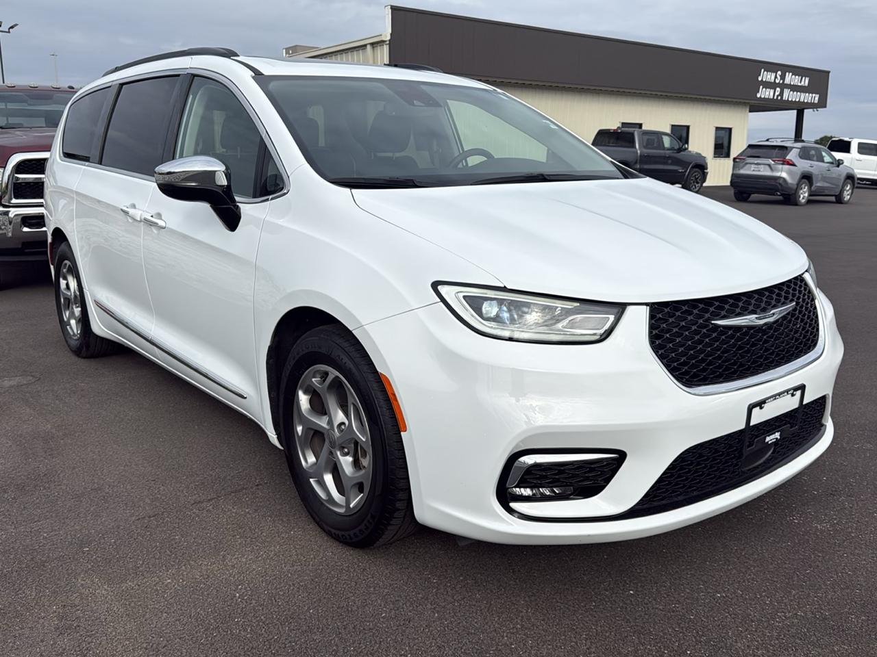 Chrysler Pacifica Limited Wagon 2023