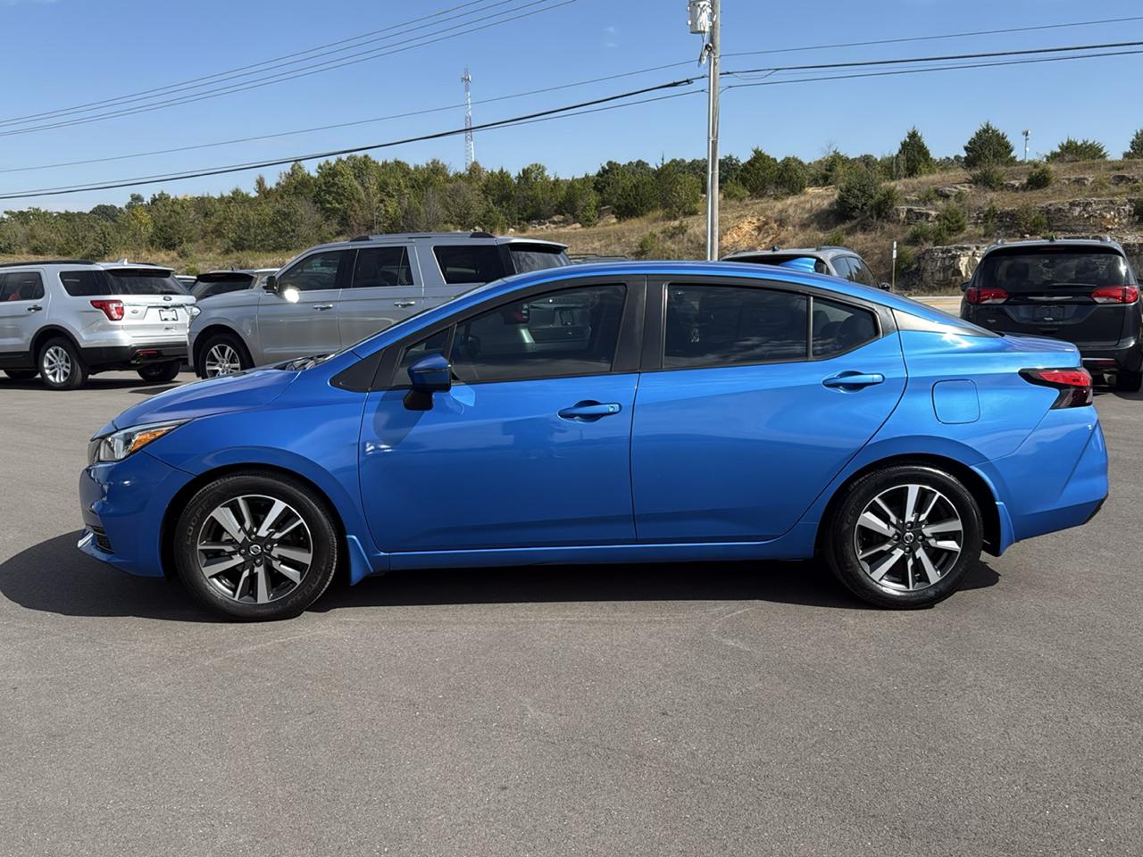 Nissan Versa SV 4D Sedan 2020