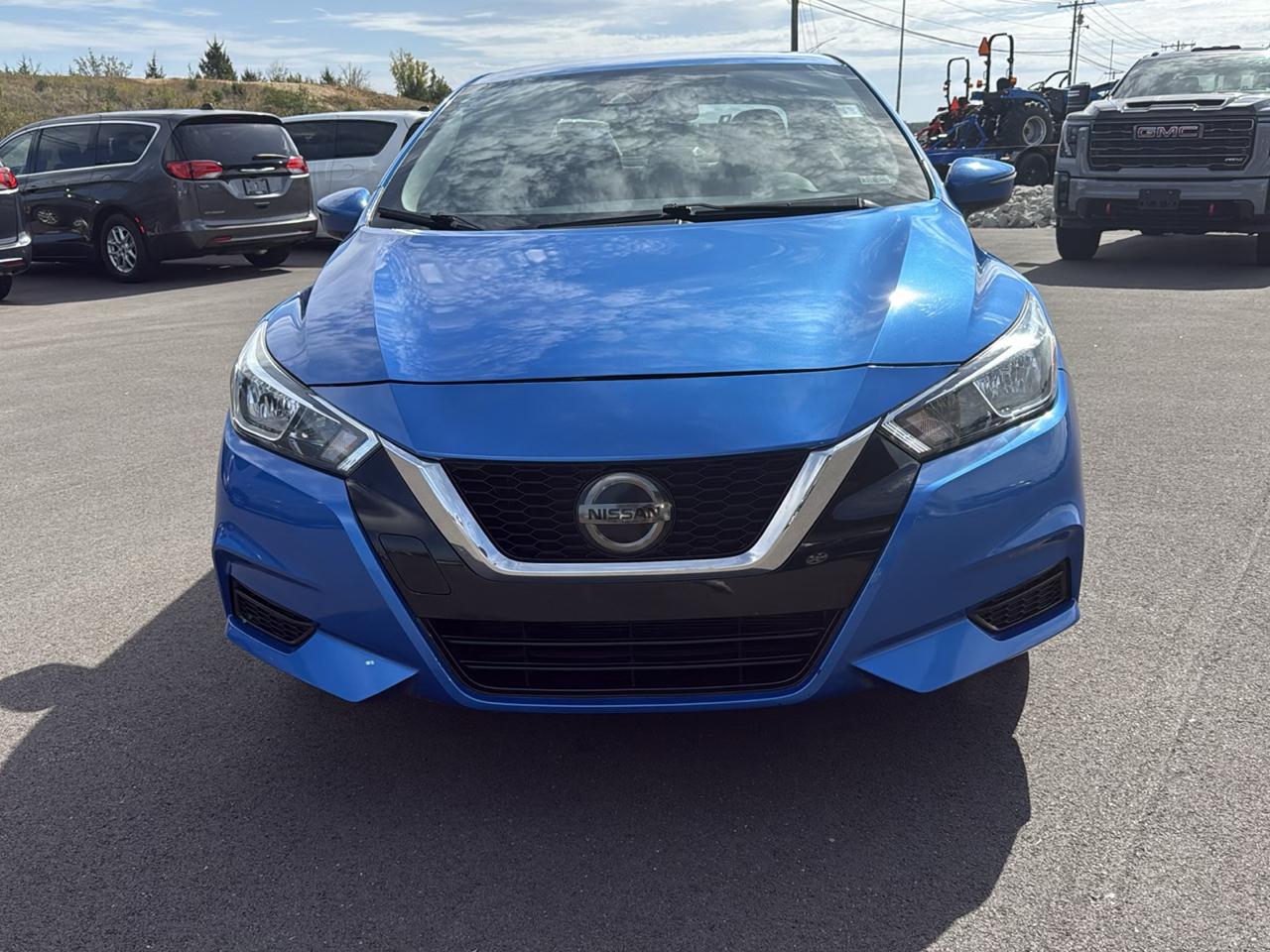 Nissan Versa SV 4D Sedan 2020