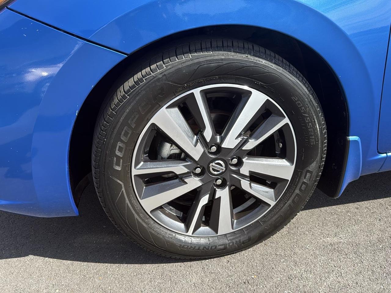 Nissan Versa SV 4D Sedan 2020