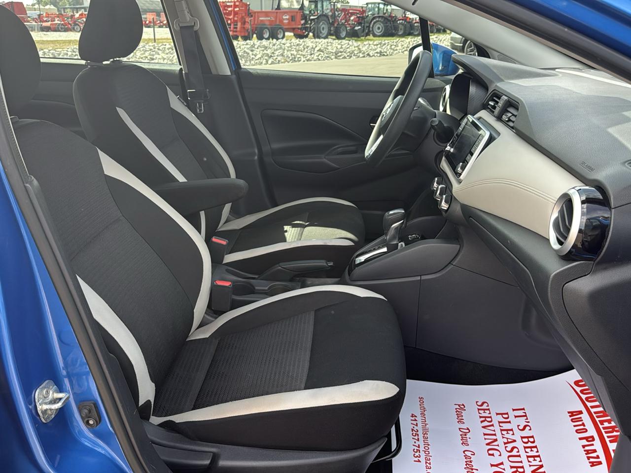 Nissan Versa SV 4D Sedan 2020