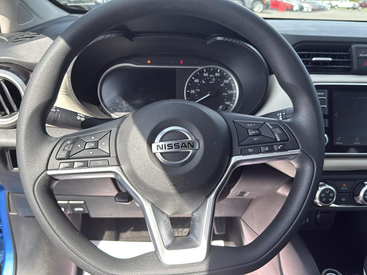 Nissan Versa SV 4D Sedan 2020