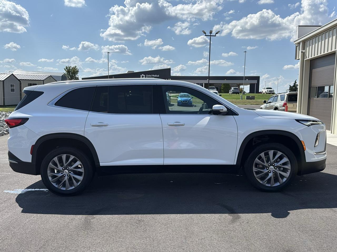 Buick Enclave Preferred 4D SUV AWD 2025