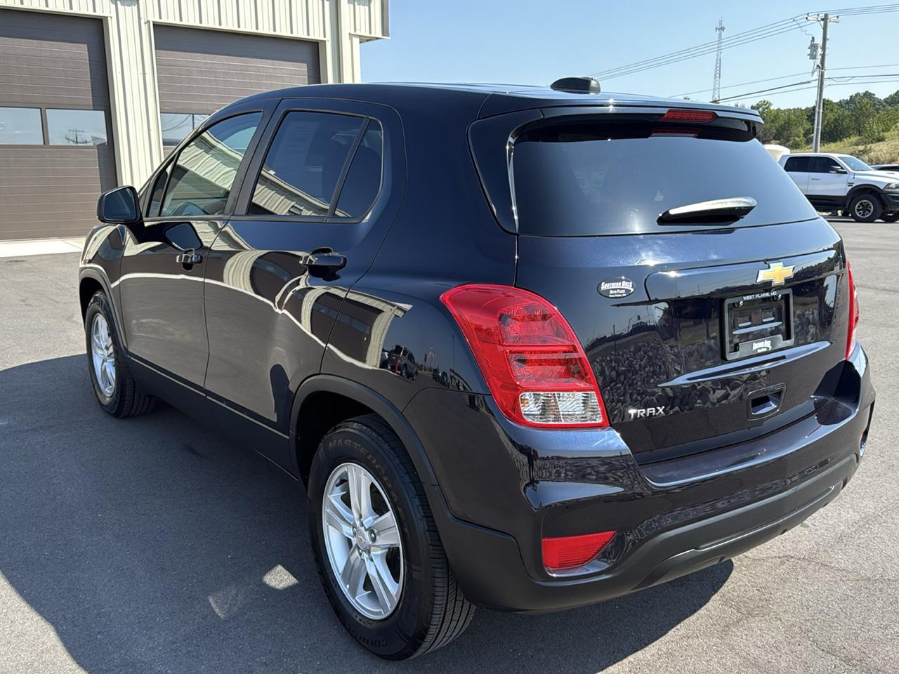 Chevrolet Trax LS 4D SUV FWD 2022