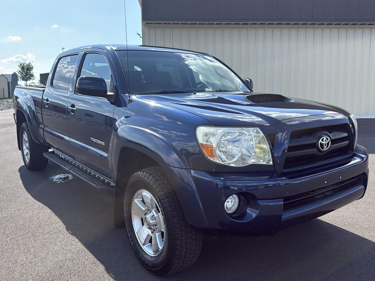 Toyota Tacoma Prerunner SR5 Double Cab V6 at 2008