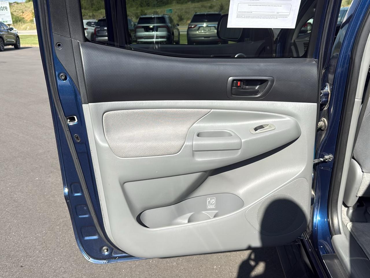 Toyota Tacoma Prerunner SR5 Double Cab V6 at 2008