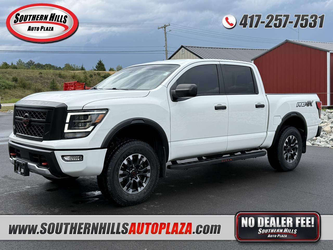 2024 Nissan Titan PRO-4X Crew Cab 4WD SWB