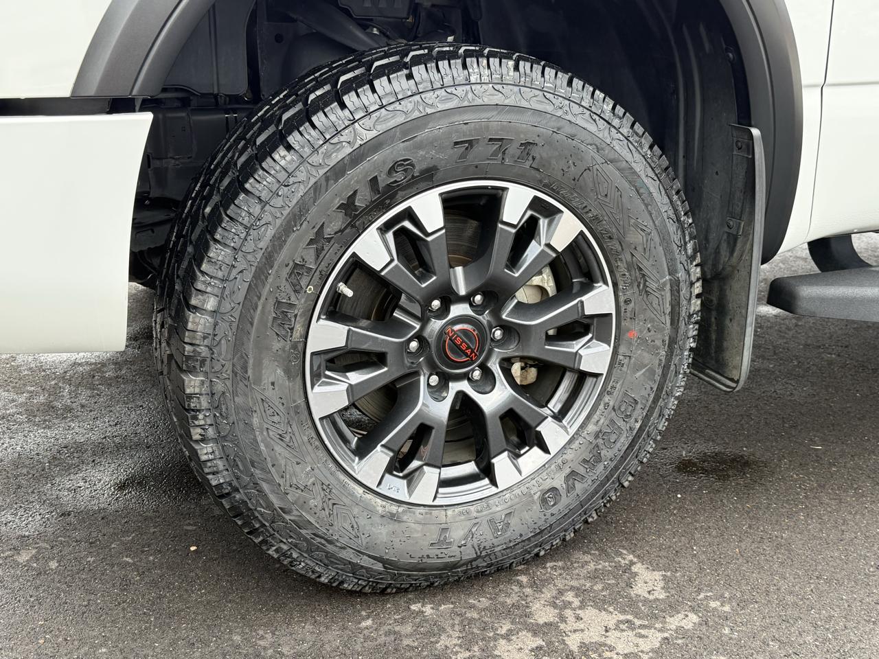 Nissan Titan PRO-4X Crew Cab 4WD SWB 2024