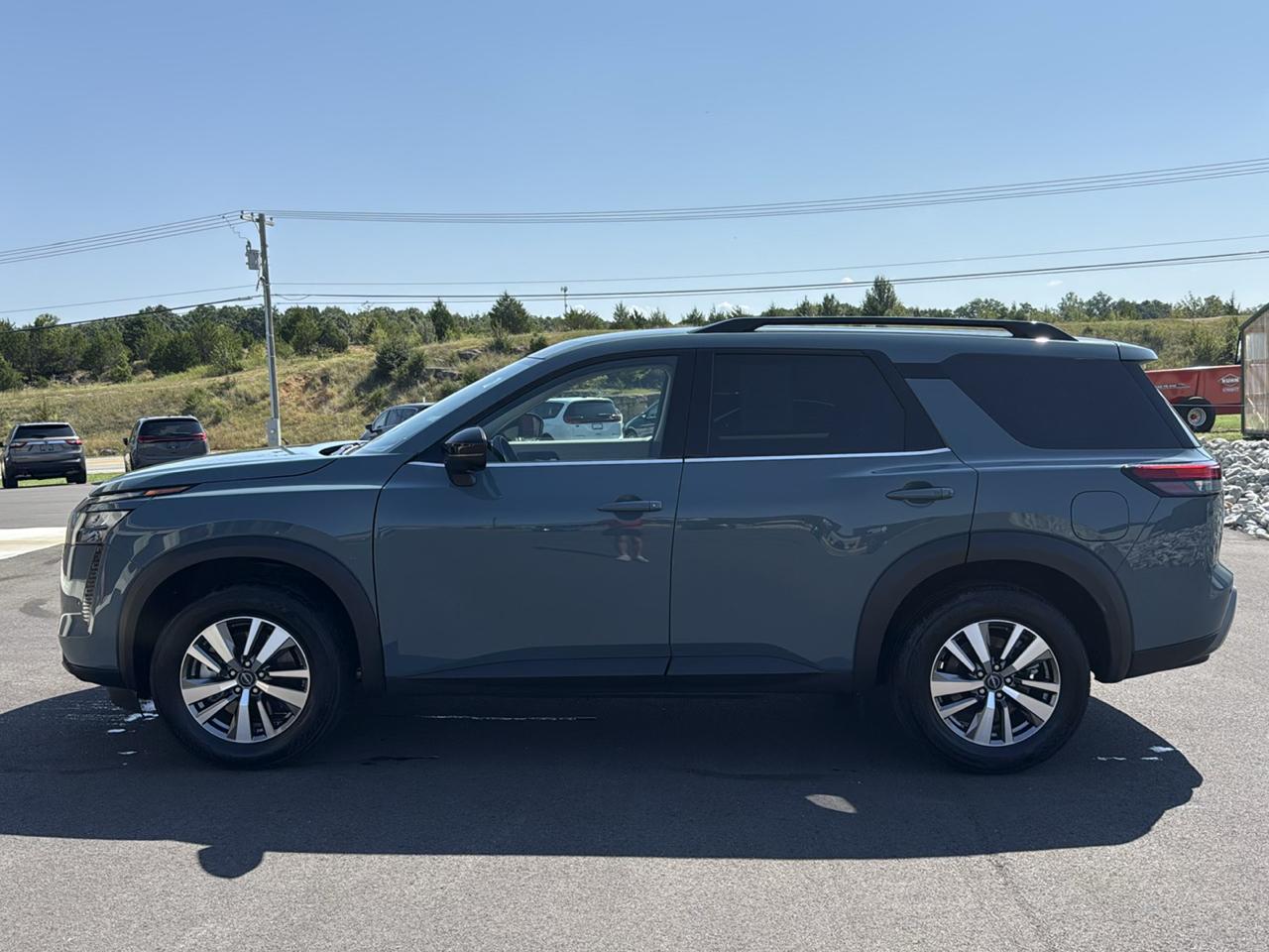 Nissan Pathfinder SL 4D SUV FWD 2026
